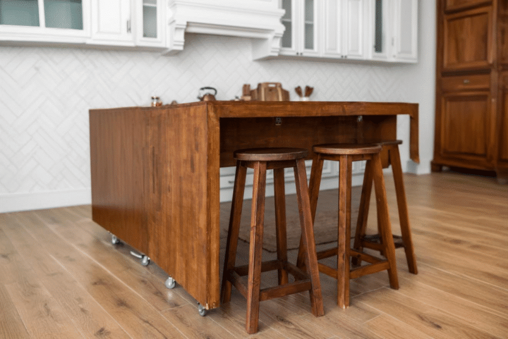 freepik__expand__95637 Holzmöbel mit weichem Tuch pflegen – natürliche Reinigung und sanfte Pflege für langlebige Schönheit